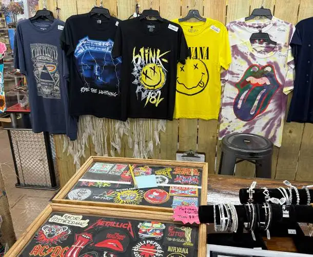 T Shirts at Kilroys Store